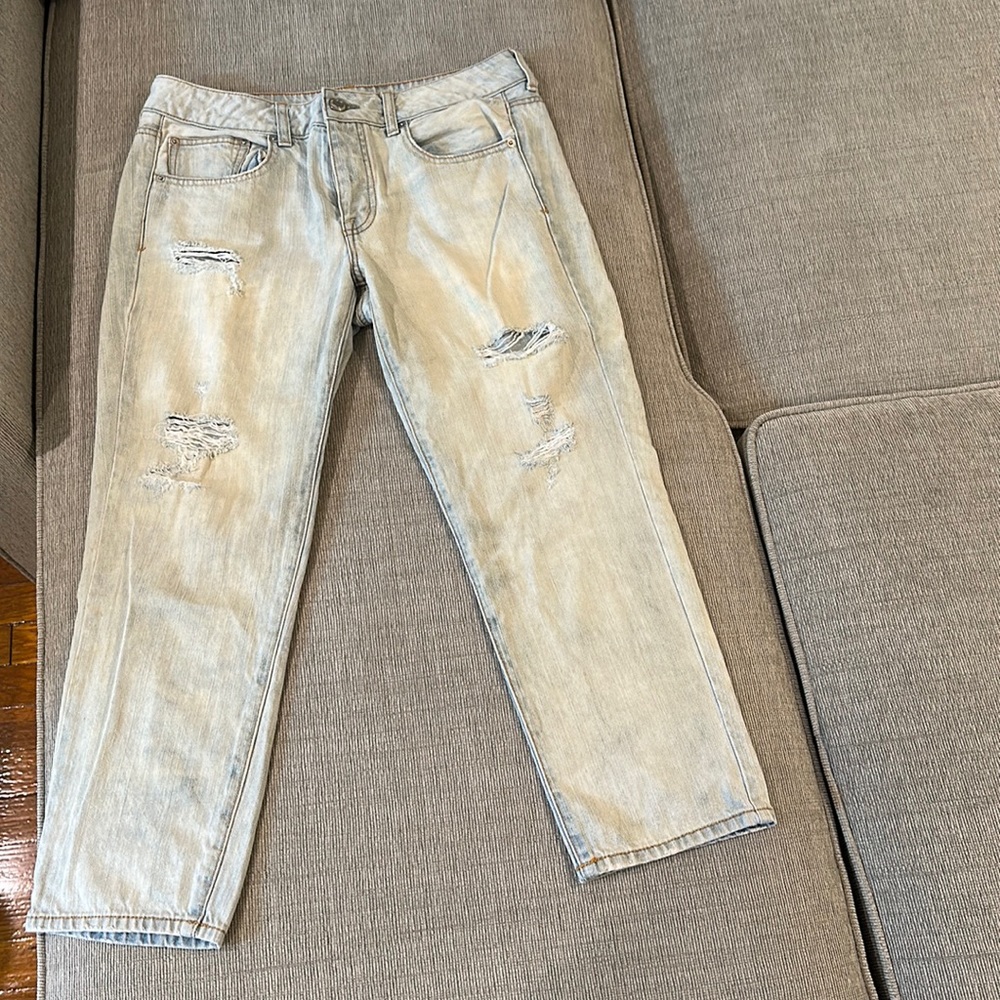 Light wash ripped jeans